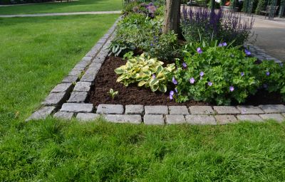 Hardscape Curbing Installation